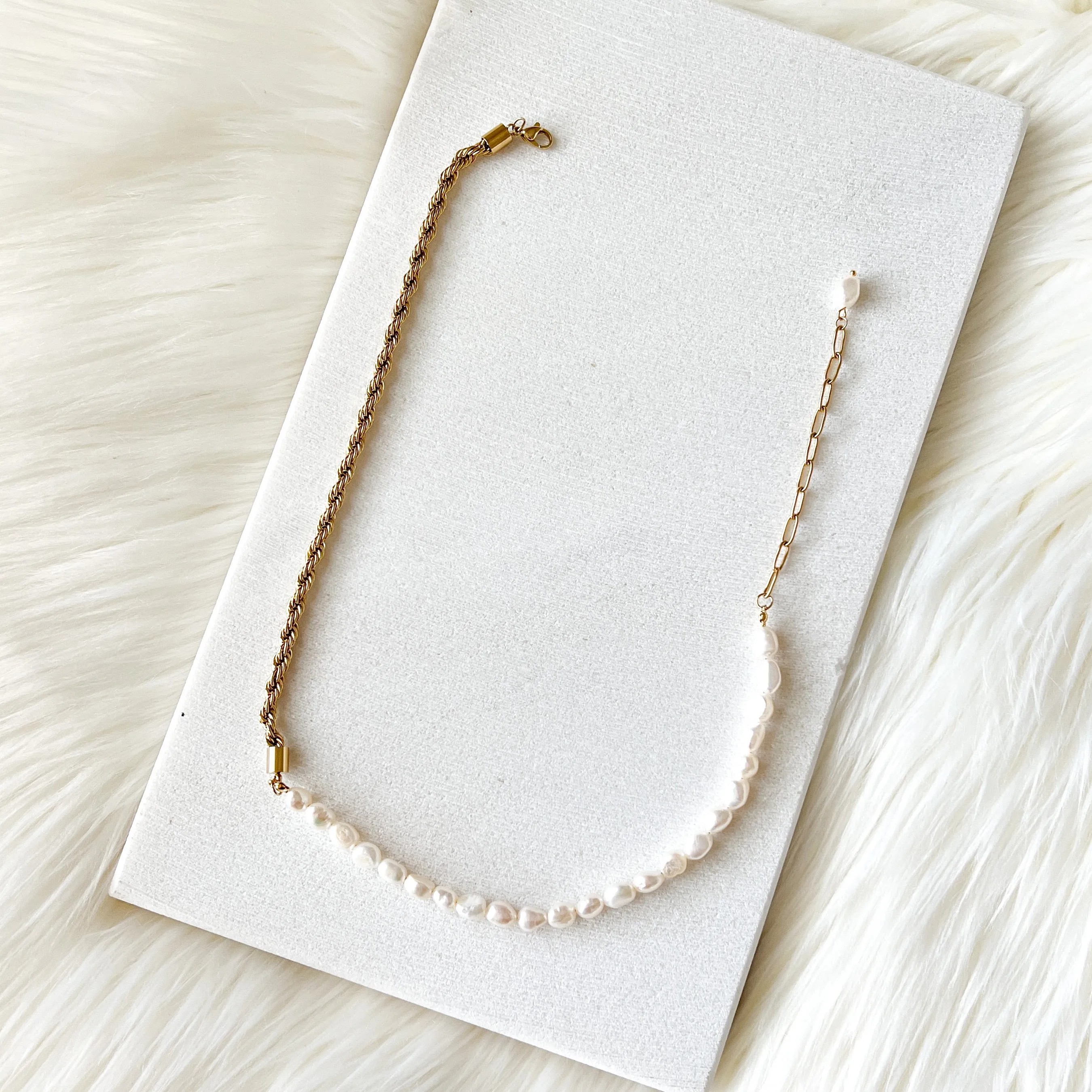 Ashlyn Freshwater Pearl Necklace