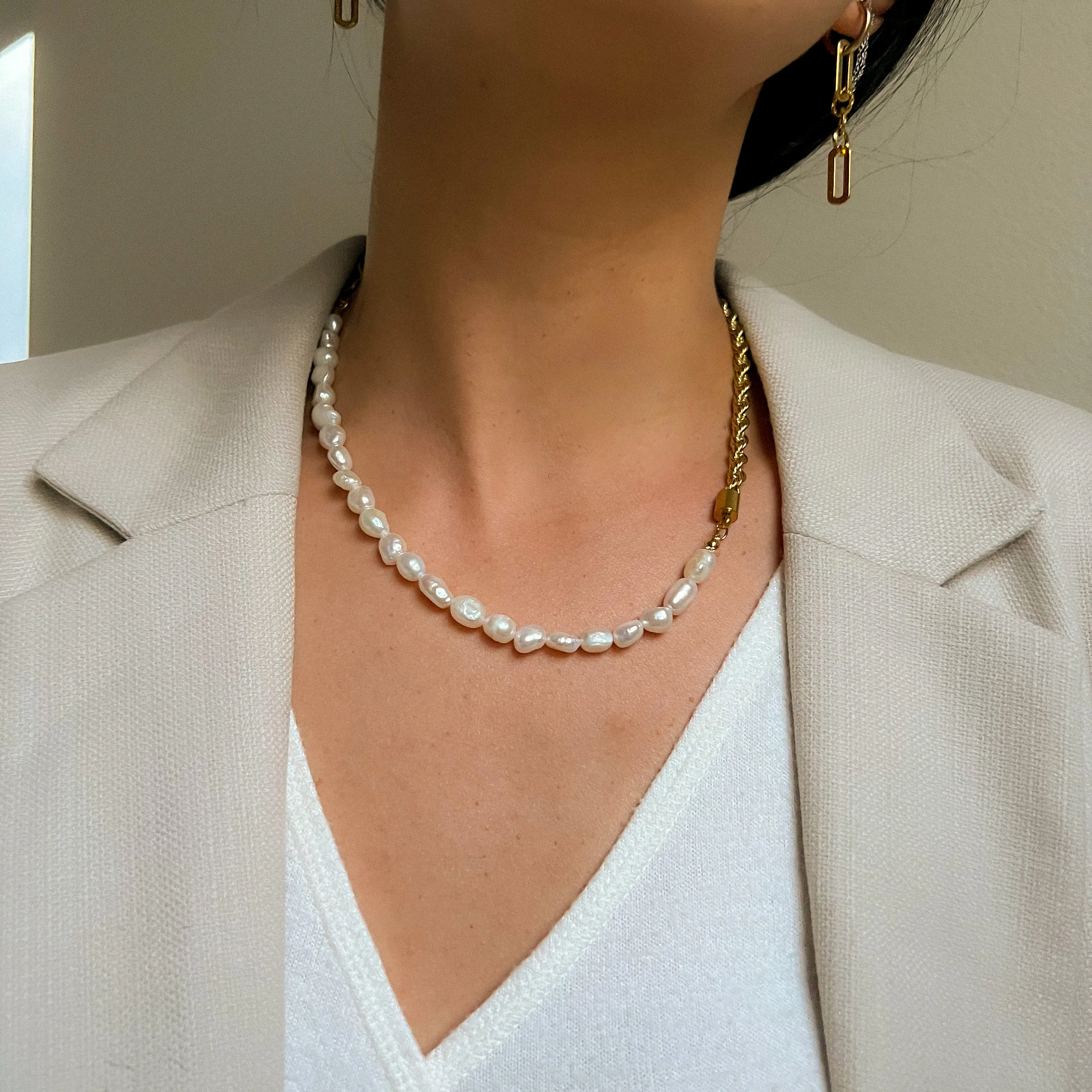 Ashlyn Freshwater Pearl Necklace