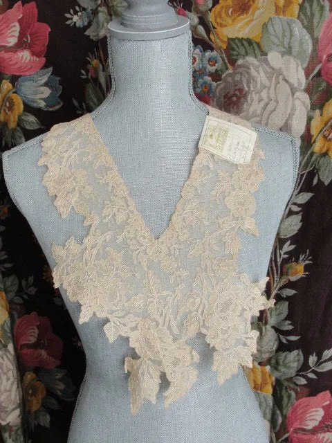 BREATHTAKING Antique French Lace Collar Tambour Embroidered ROSES Flowers Amazing Hand Work Great Gatsby Style Bridal Vintage Cl