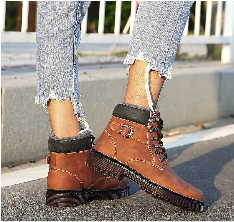 Fashionable Men's Leather Warm Snow Boots