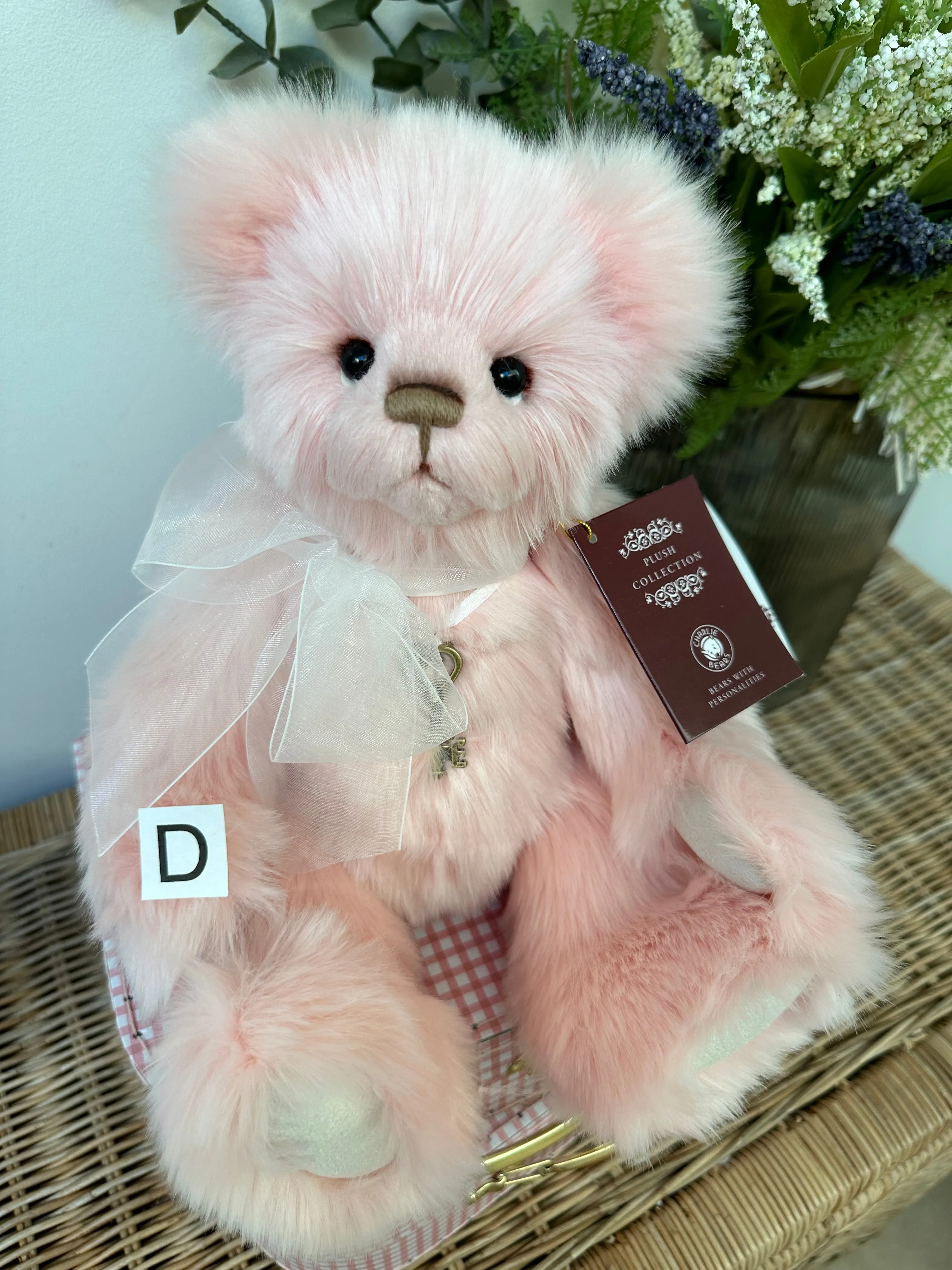 Lowena Charlie Bears Secrets Collection Plush Teddy Bear