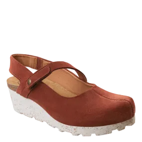 PROG in RUST Wedge Clogs