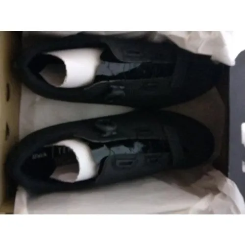 USED Fizik Tempo Over-Curve R5 Wide Cycling Shoes, 46, Black/Black